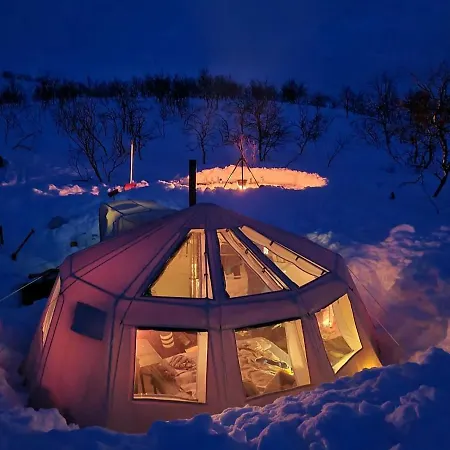 Finnmark Glamping ラグジュアリーテント アルタ